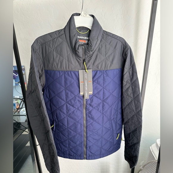 Hawke & Co Other - Hawke & Co Quilted Lightweight Jacket • Black + Blue • Size M